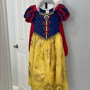 Disney Snow White costume, size 7/8